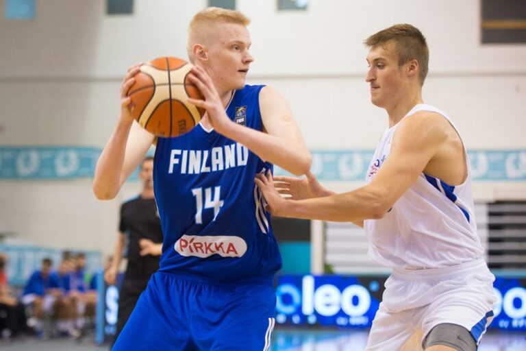 Suomen 20-vuotiaat miehet juoksivat Unkarin kumoon EM-kisoissa