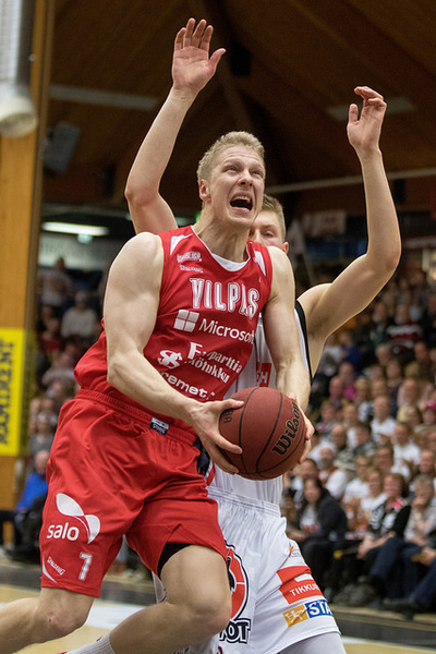 Juho Nenonen loppukaudeksi Argentiinan liigaan