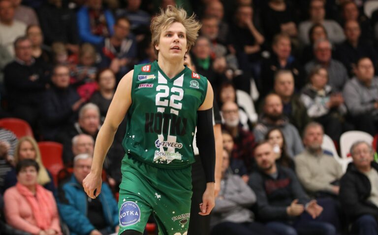 Antto Nikkarinen jatkaa KTP:n pelinjohtajana