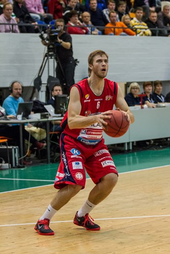 Bisonsin voittoputki kesti Kotkan testin