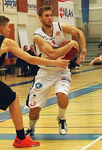 Bisons jälleen voittoisa finaaliuusinnassa