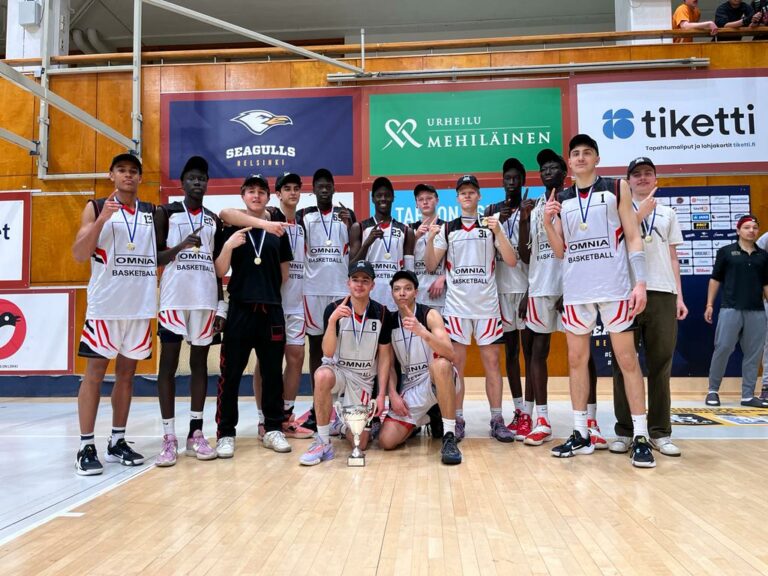 Omnia Basketball Akatemia on Suomen 19-vuotiaiden poikien Suomen mestari