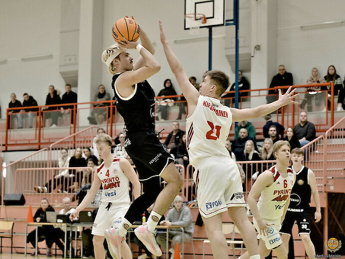 PeU-Basket oli tyly isäntä nuorelle Pyrinnölle. Kuva: Markus Moisio