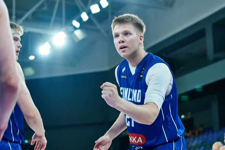 Suomen 20-vuotialle miehille makoisa voitto Kroatiasta ja B-divisioonan EM-kisojen alkulohkon ykkössija