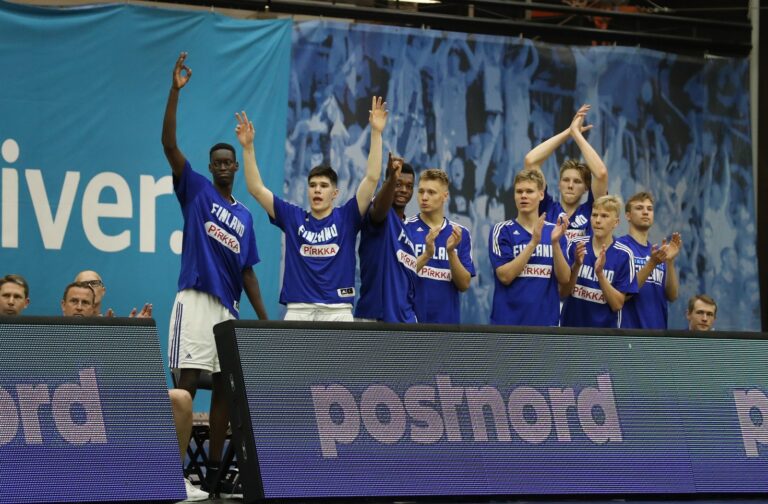 Suomen 18-vuotiaat pojat selkeään voittoon Tanskasta, 16-vuotiaissa pojissa Tanska etevämpi