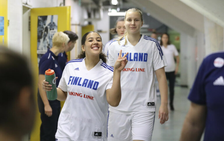 Useat Susiladiesin pelaajat kaksinumeroisille Euroopan korissarjoissa