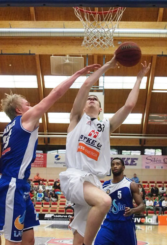 Reinholt siirtyi Kouvolasta Tampereelle