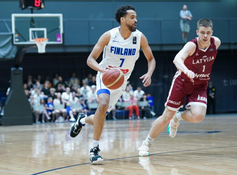 Susijengi Rising Stars Tallinnaan kolmentoista pelaajan voimin