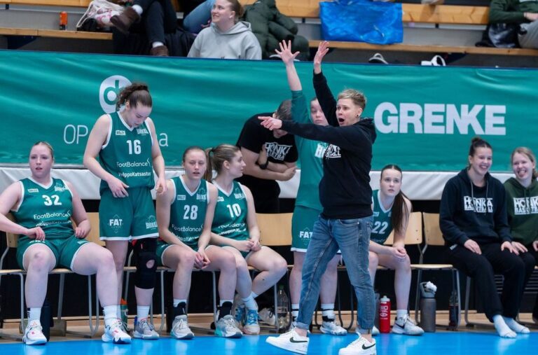 Reetta Piipari Tapiolan Hongan naisten päävalmentajaksi