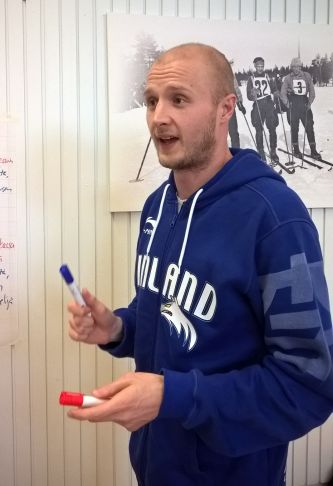 HKVT-kurssi leipoi 13 uutta huippuvalmentajaa, Juha Sten priimus