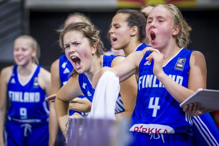 Suomen 16-vuotiaille tytöille upea voitto Unkarista EM-kisojen avauspäivänä