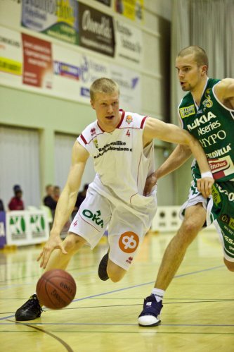 Espoo Basket Team valmiina sarjakauteen