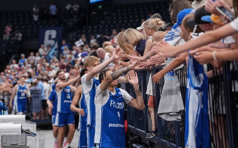 Susijengin fanitapaaminen Valenciassa perjantai-iltana klo 18.15!