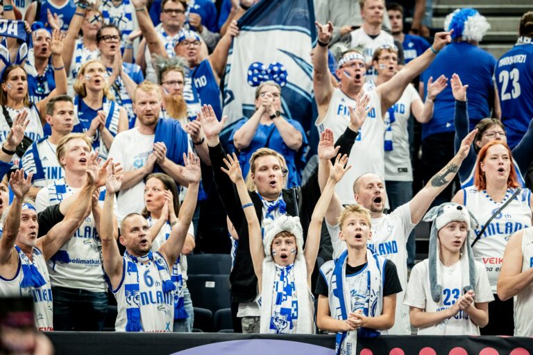 Susijengin ja Serbian lauantain neljännesvälieräliput myynnissä