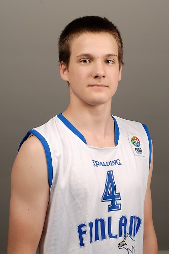 Tarjanteen kolmonen upotti Latvian 16-vuotiaiden poikien maaottelussa