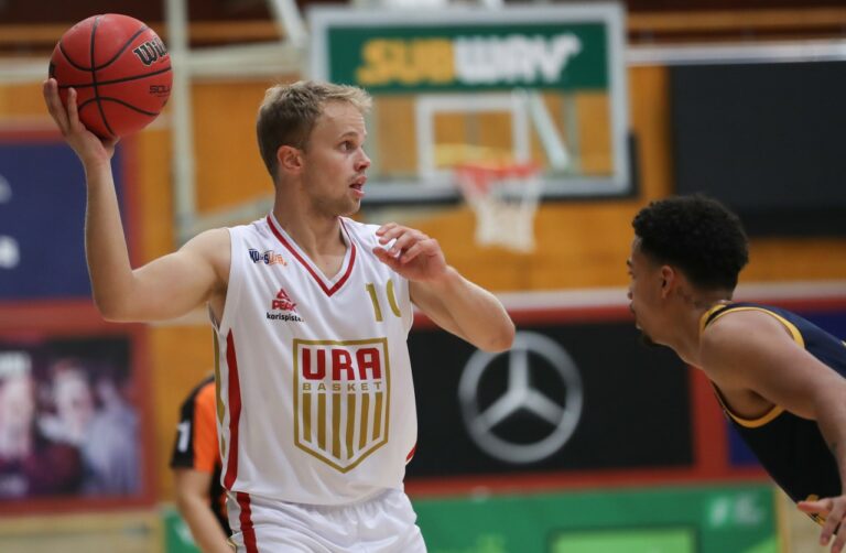 Neljän vierasvoiton keskiviikko – Korisliiga palasi jälleen Lahteen