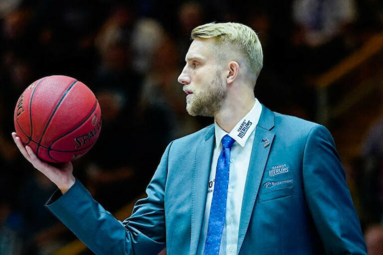 Tuomas Iisalo valittiin Saksan Bundesliigan vuoden valmentajaksi