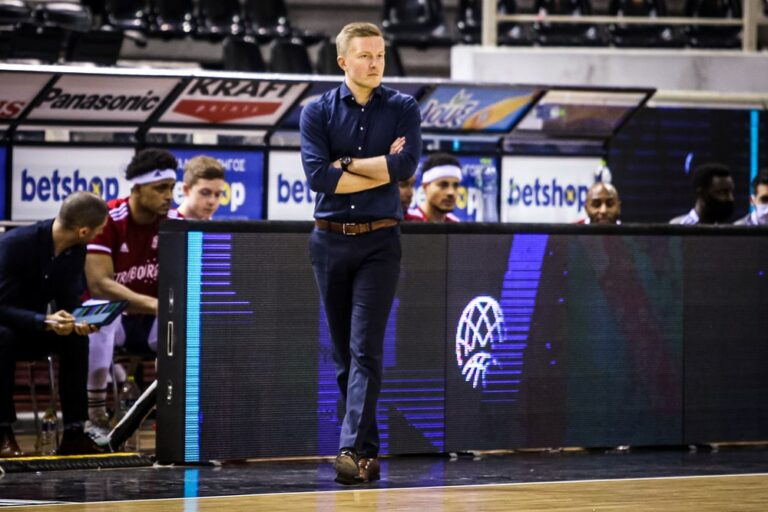 Lassi Tuovi johdattaa Strasbourgin Ranskan cupin finaaliin – ”Nämä ovat pelaajille suuria hetkiä”