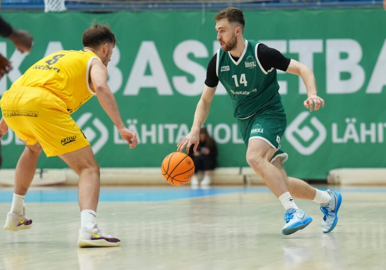 Emil Uotila ja Tapiolan Honka jatkosopimukseen