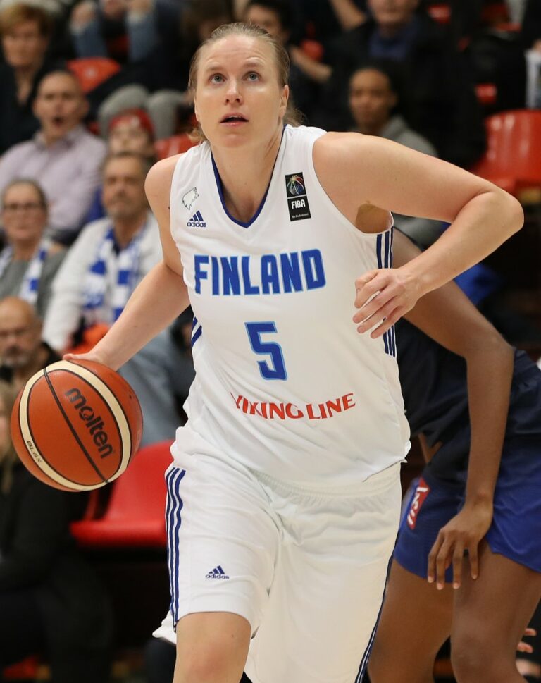 Susiladiesin Taru Tuukkanen: ”Voitto Romaniasta on ainoa tavoite”