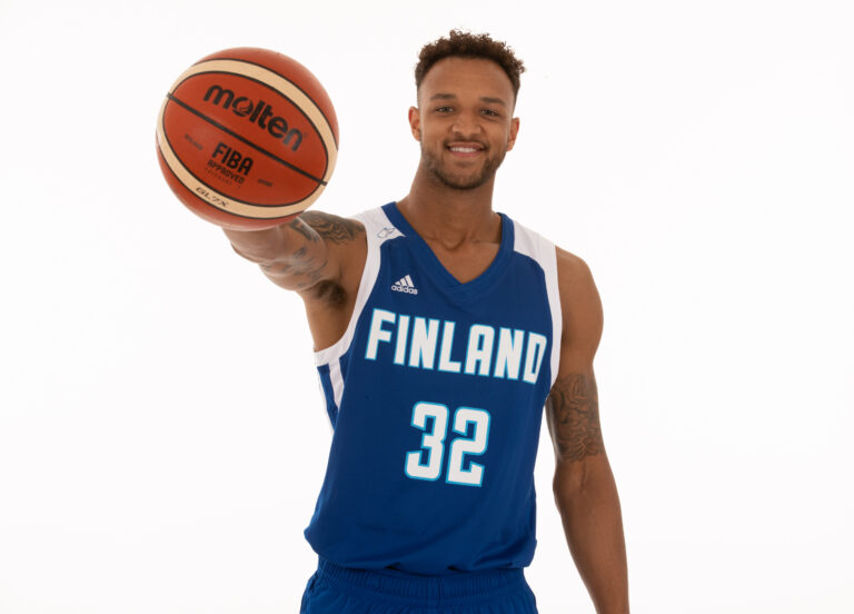 Suomen miesten haastajamaajoukkue kukisti Kanadan