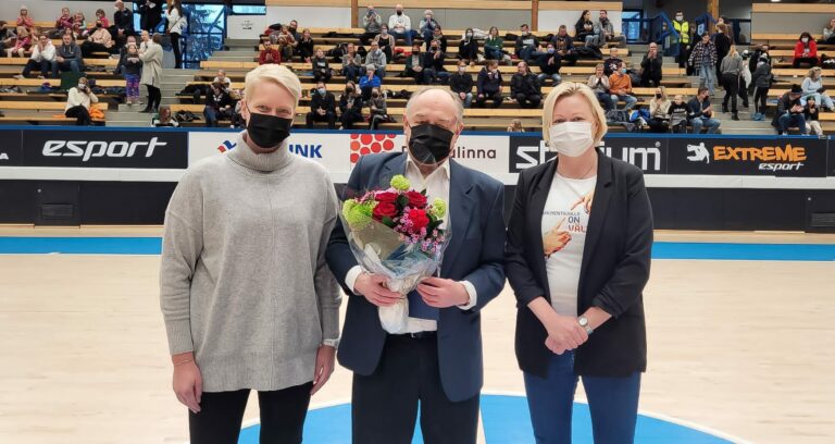 Eero Nevalle Alfred Kordelinin säätiön palkinto
