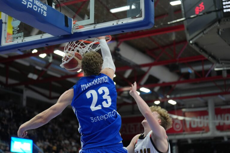 Lauri Markkanen lähestyy 1000 maaottelupisteen rajaa ennätystahdissa