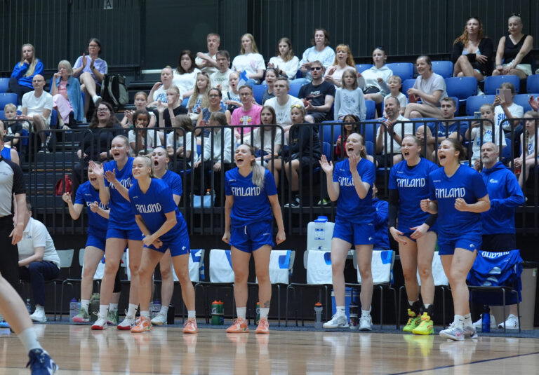 Naisten universiadijoukkue päihitti Saksan kesäuniversiadikenraalissaan
