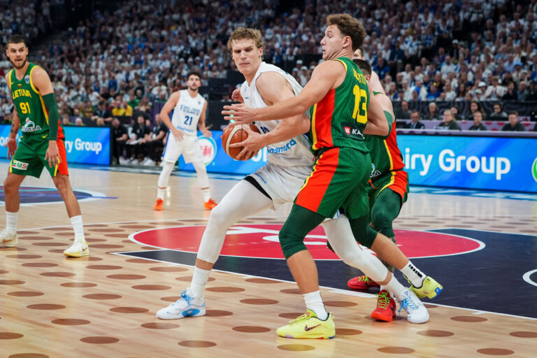 Timberwolves löylytti Jazzia Minnesotassa – Markkanen 12 pistettä