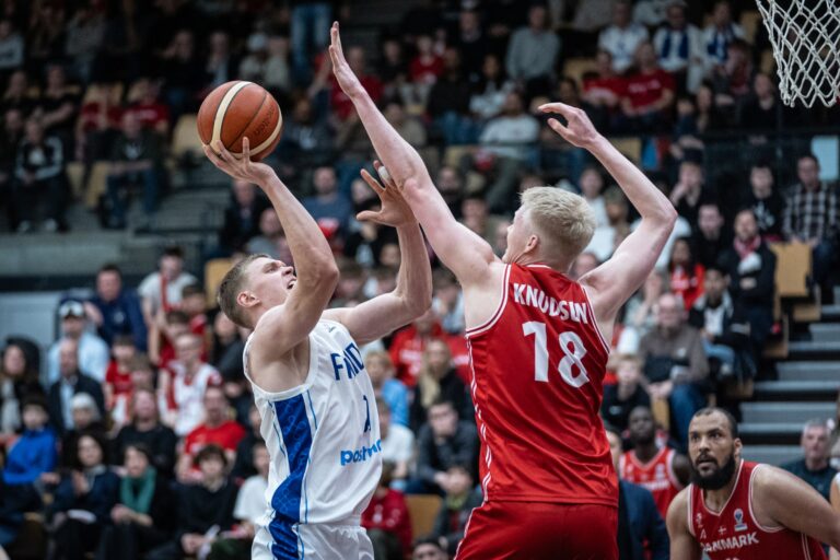 Elias Valtonen piti Granadan sarjapaikkahaaveet elossa