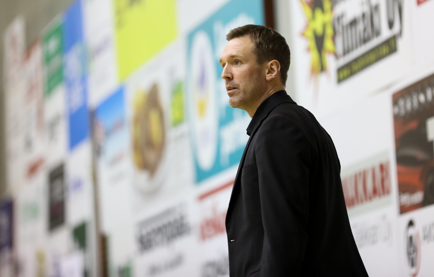 Ville Turja aloittaa nyt toisen täyden kautensa päävalmentaja Korisliigassa. Kuva: Ville Vuorinen/Korisliiga