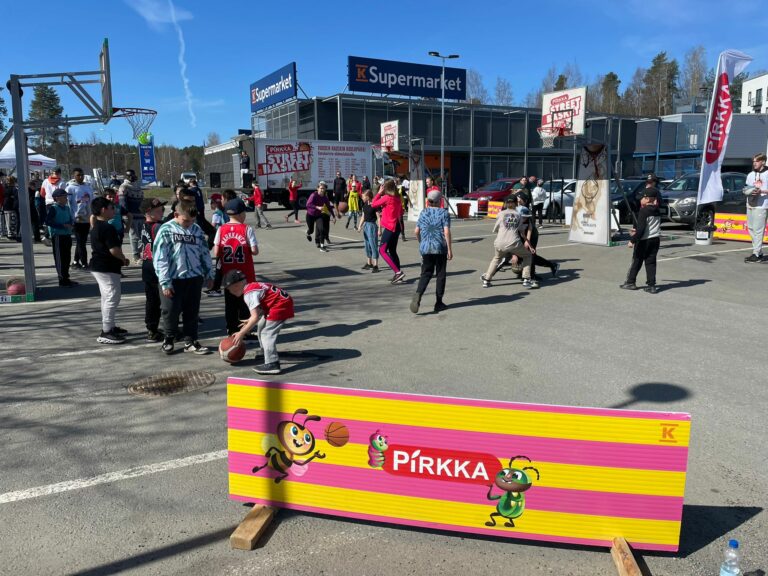 Jyväskylässä aurinkoinen Pirkka Street Basket