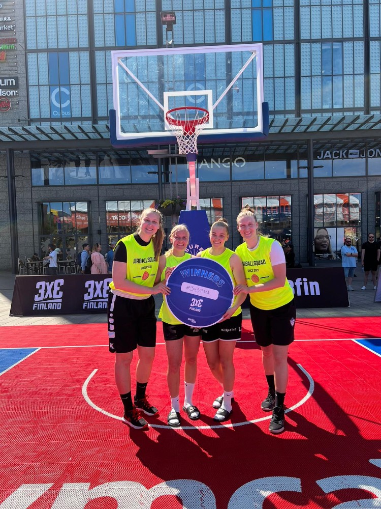 Helsingstä naisten Pro-sarjan SM-lopputurnaukseen selvisi Airball Squad