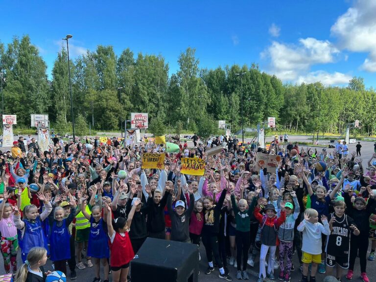 Seurauutisia #72: Syksyn Pirkka Street Basket -kiertue liikutti yhteensä 3850 koululaista
