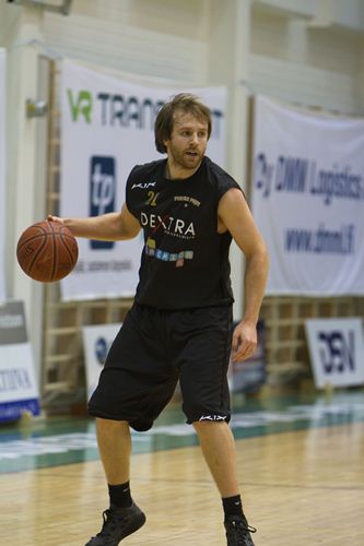 ToPo kaatoi Karhun korijuhlassa