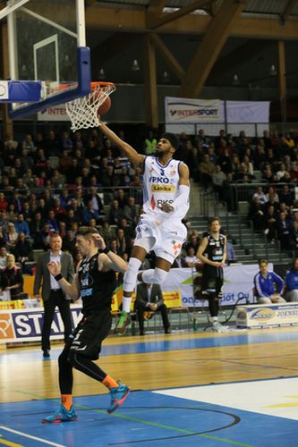 Korisliiga komeaan yleisöennätykseen kaudella 2015/16