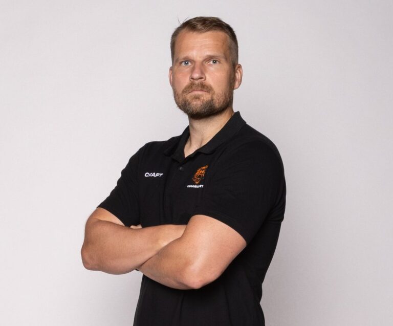 Risto-Matti Rousku Larkaksen apuvalmentajaksi Unkariin