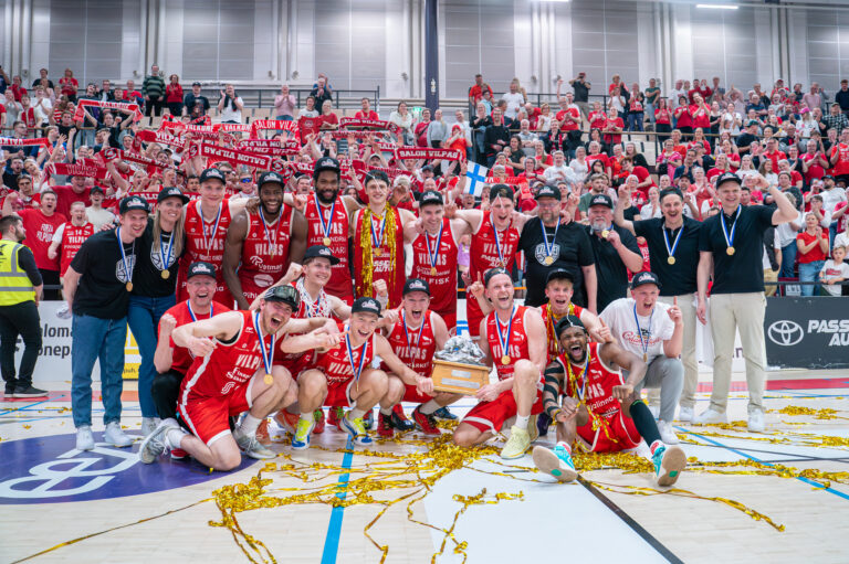 Korisliiga-finaalit ratkesivat: Vilpas karkasi toisella puoliajalla seurahistorian toiseen mestaruuteen!
