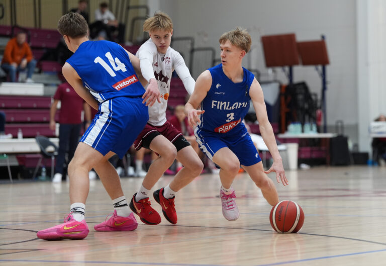 Suomen 18-vuotiaiden poikien maajoukkueleirille kutsutut valittu