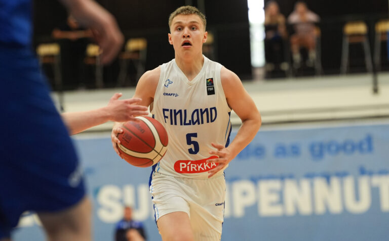 Suomen 16-vuotiaat pojat voittivat Puolan maaottelussa