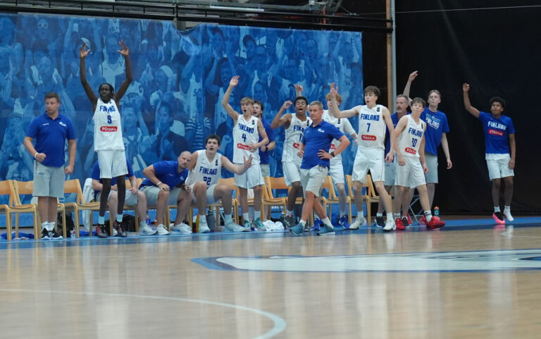 Suomen 15-vuotiaat pojat aloittavat Nordic Open -turnauksen Kisakalliossa