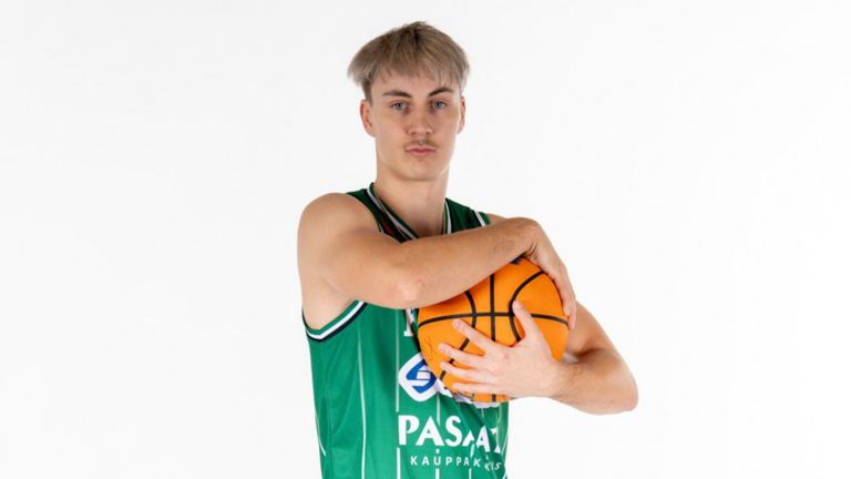 Niko Mykrä Loimaa Bisonsiin