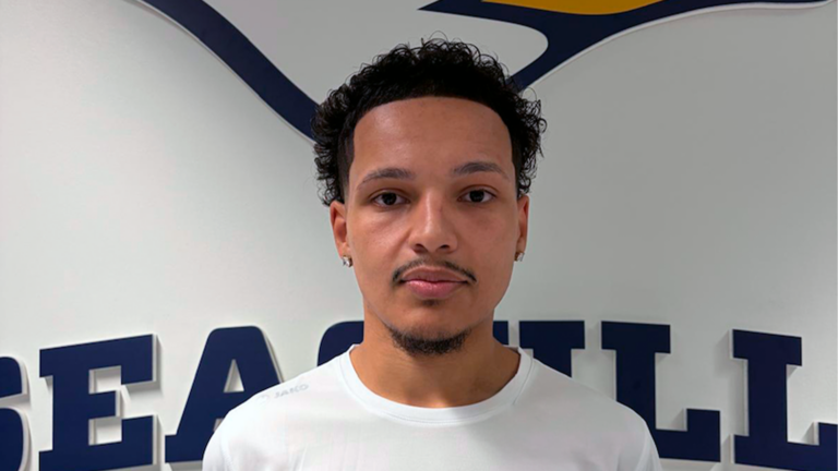 Samatar Abokar täydentää Seagulls-miehistön