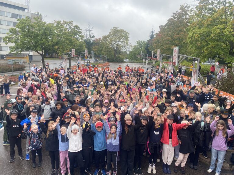 Mahtava Pirkka Street Basket -tapahtuma Kouvolassa