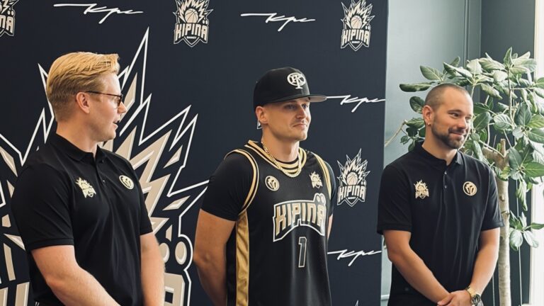 Aleksi ”Gettomasa” Lehikoinen ja liiganousija Kipinä Basket sopimukseen